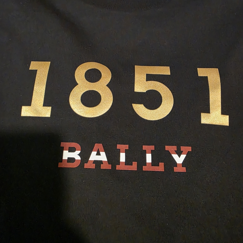 Bally: Black Tee with Gold and Red Details - Picture 5 of 6